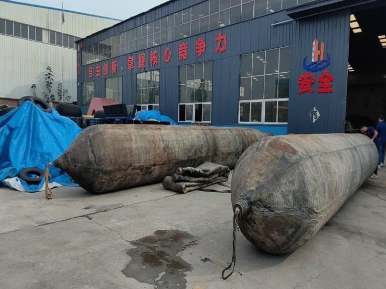 Launching airbags piled up at Zhonghaihang factory