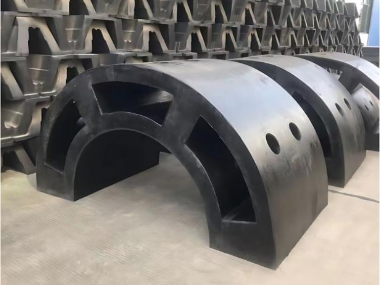 Arch Marine Fenders
