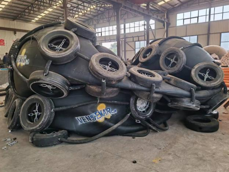 Mengapa Tekanan Pneumatik Fender yang Tepat Itu Penting?
